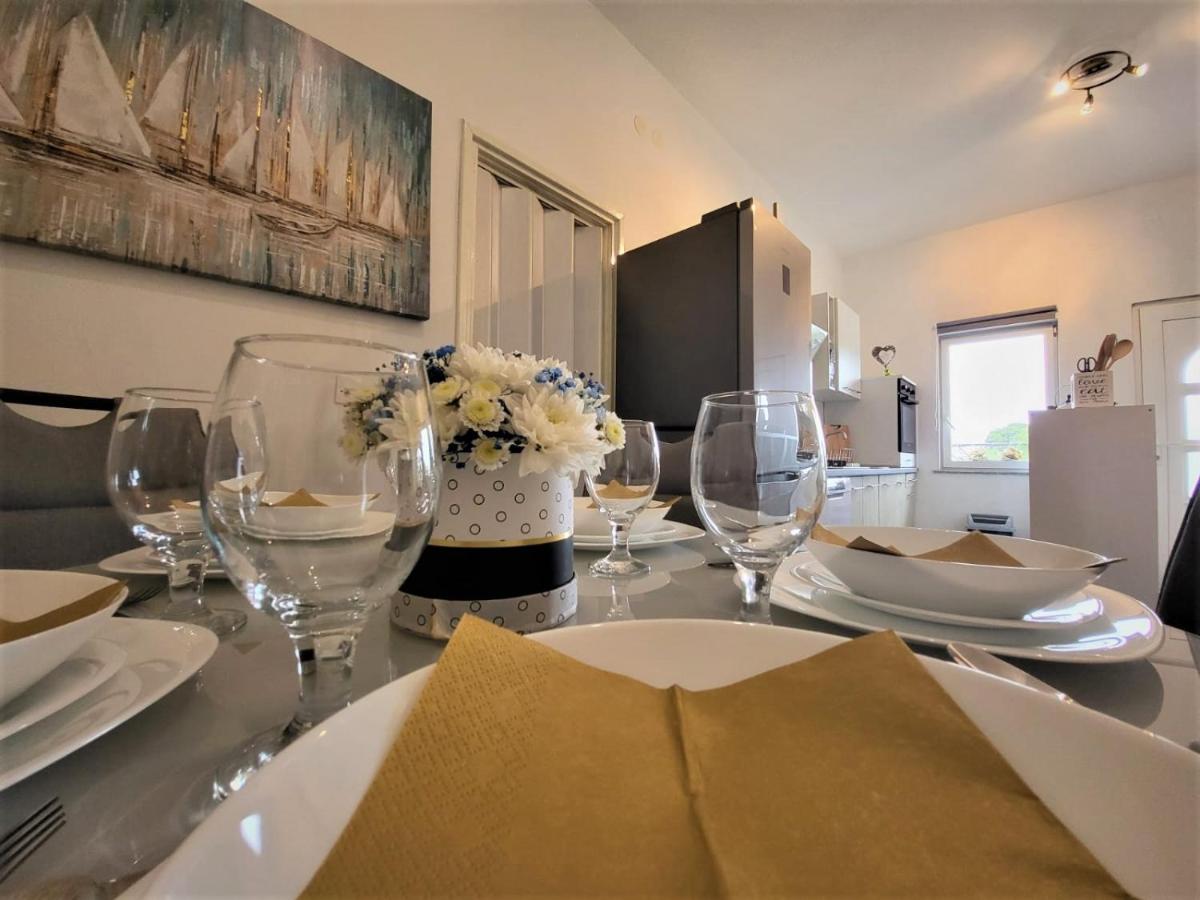 Apartment Lana Svetvinčenat Extérieur photo